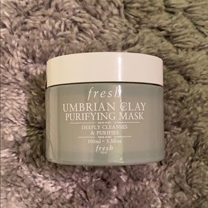 Fresh Umbrian Clay Mask